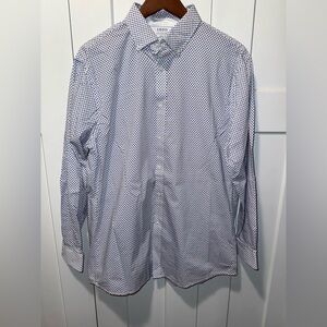IZOD Men’s Dress Shirt, Size Large / 16-16.5 / 32/33